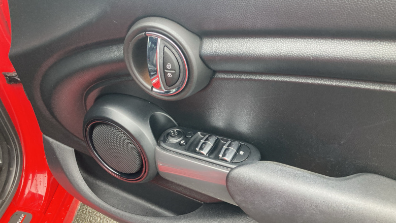 MINI Hatchback 1.5 Cooper Sport II 5dr Auto Petrol Hatchback